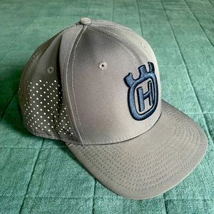 New Era 9Fifty Snap-Back Husqvarna Hat